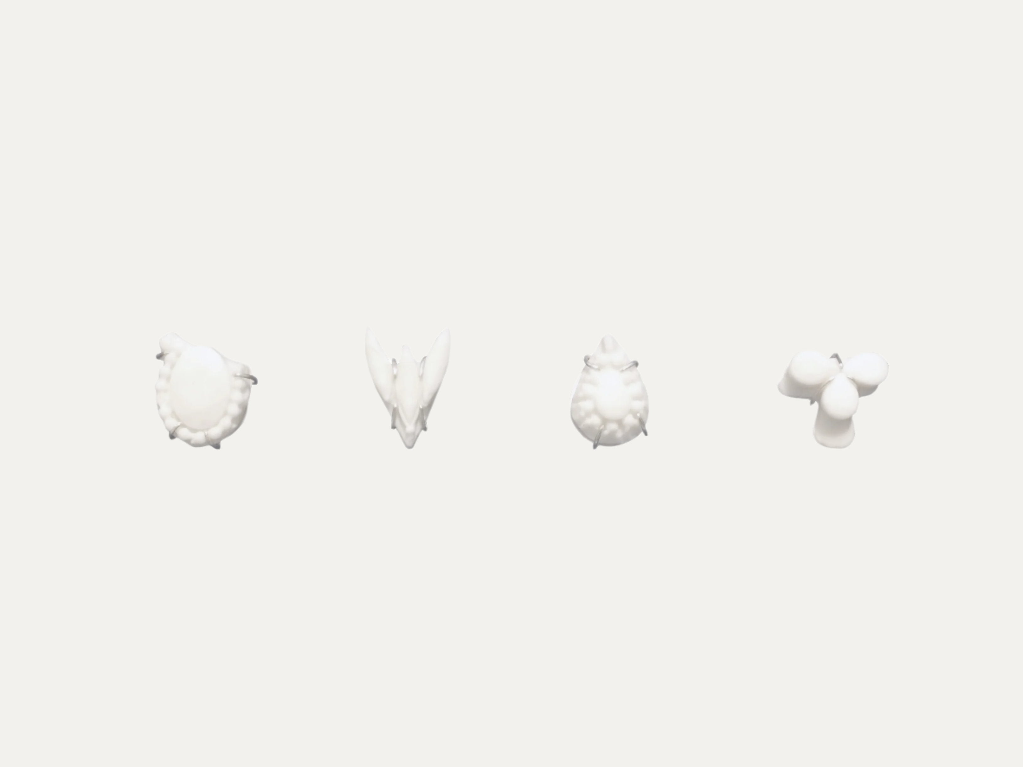 BENEATH - SMALL EAR STUDS 01 image 3