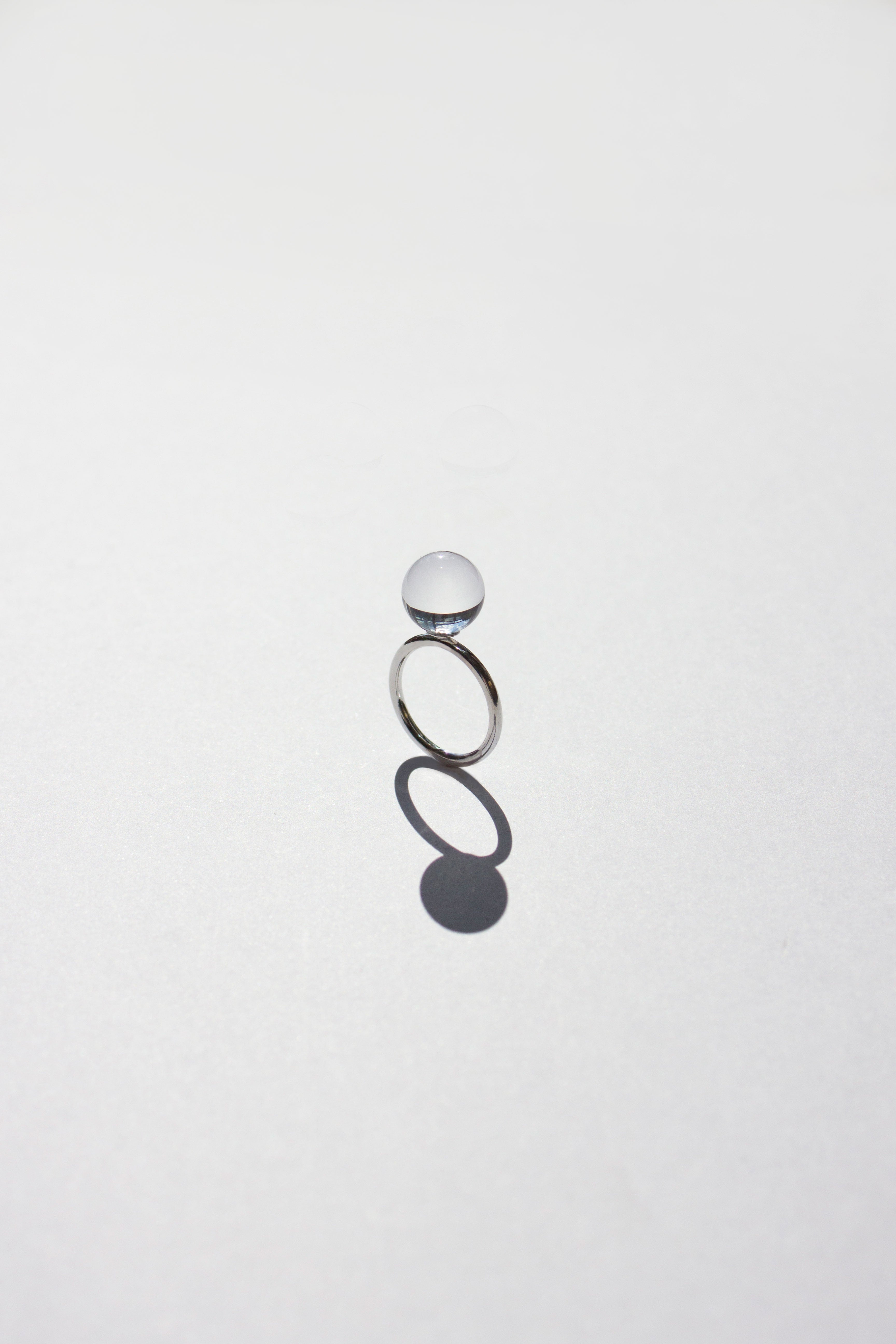 Solo Sphere Ring - Large Clear