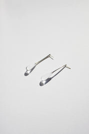RAINDROP LINE EARRINGS image 0