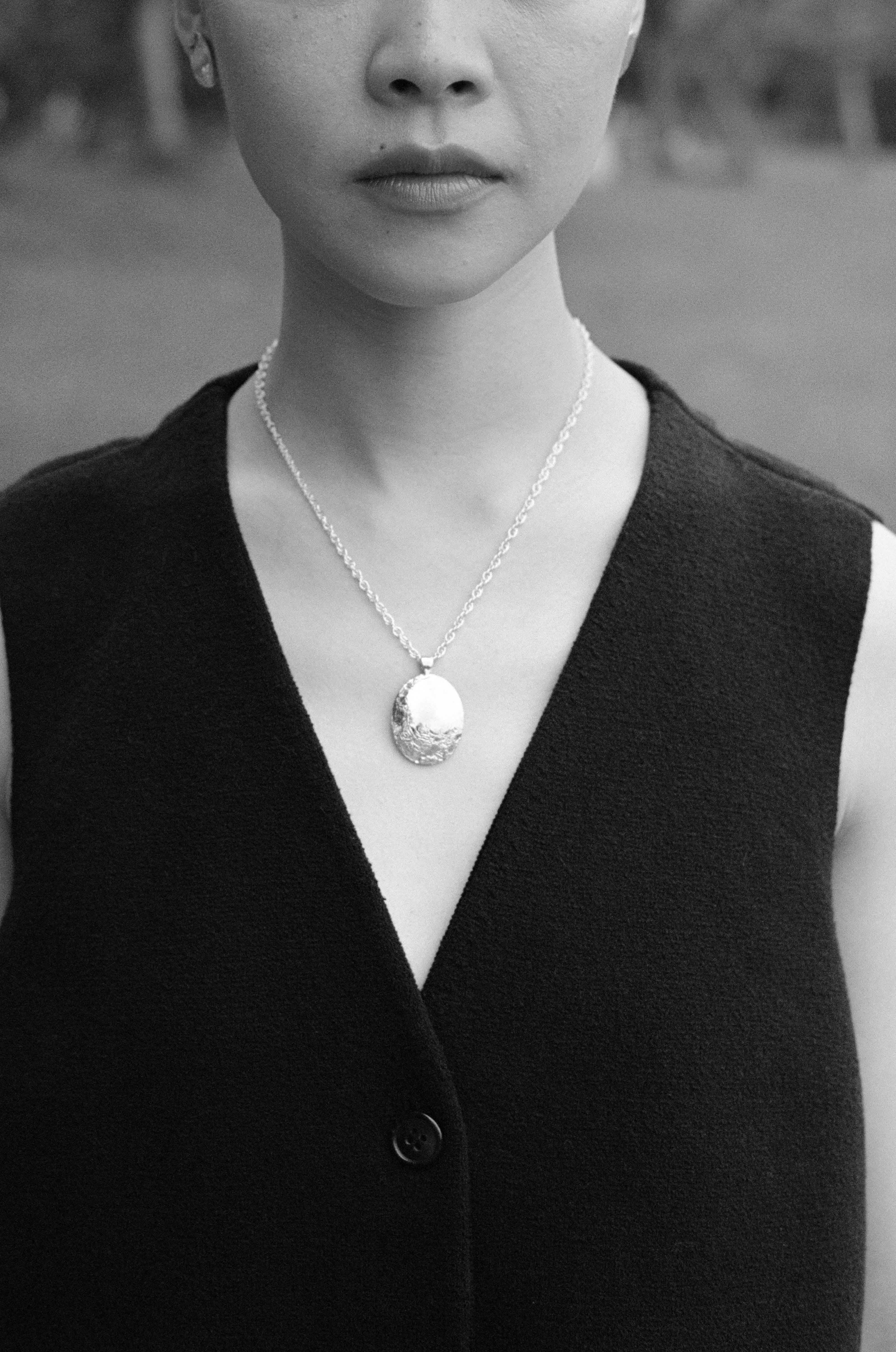 Faint Halo  – Medium