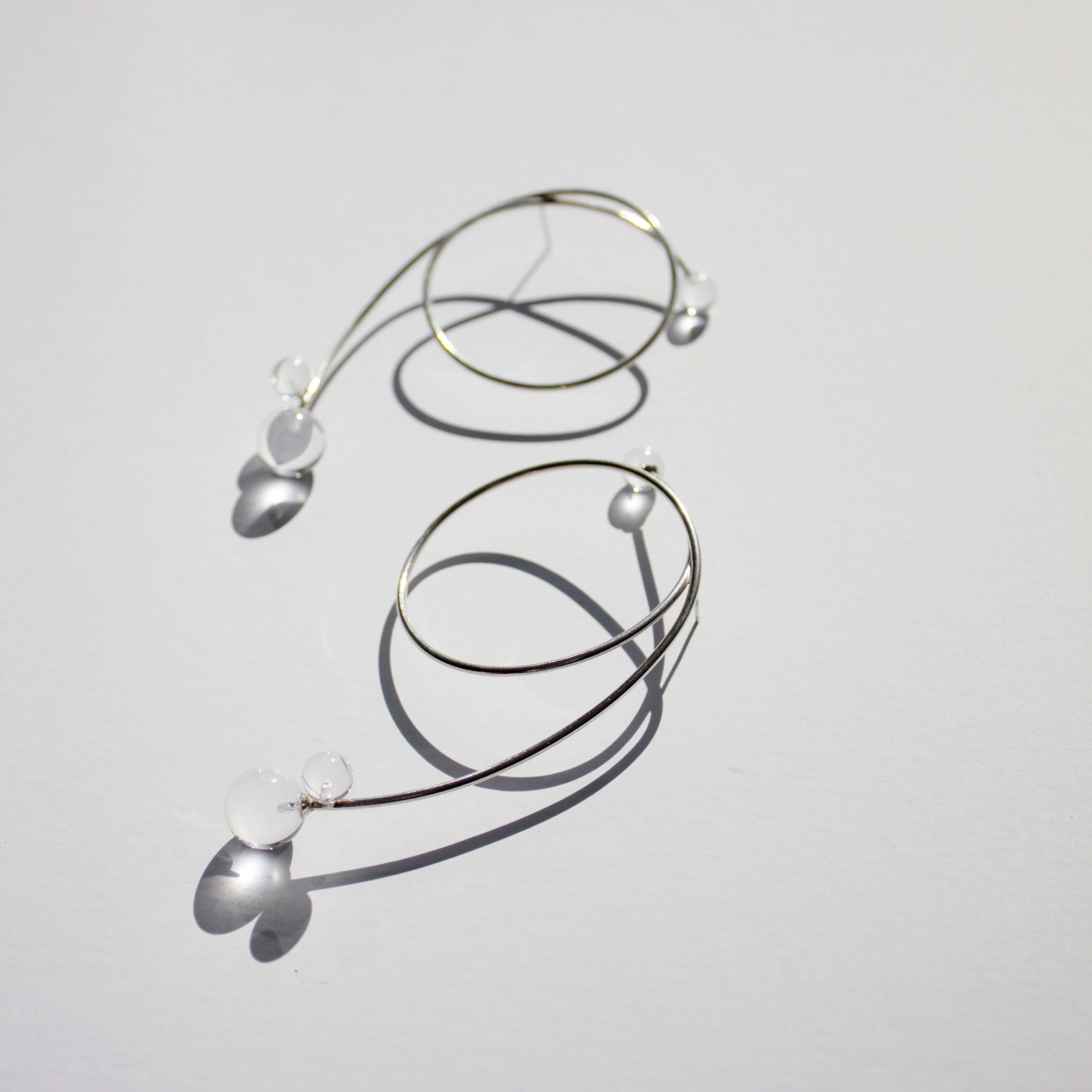 FLOW STATEMENT EARRINGS image 0